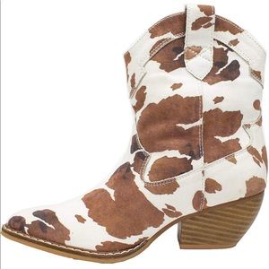 ARIDER ARiderGirl Dolce Women's Rounded Toe Bootie Western Boot